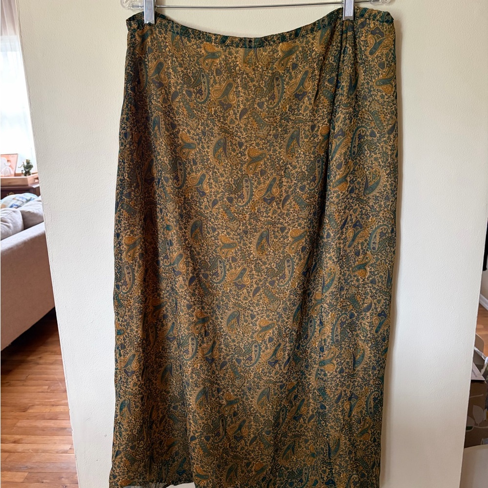 Vintage Paisley floral Print Brown Skirt made in India Indy Whimsical bohemian